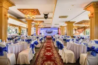 Khách sạn Hương Giang Resort & Spa