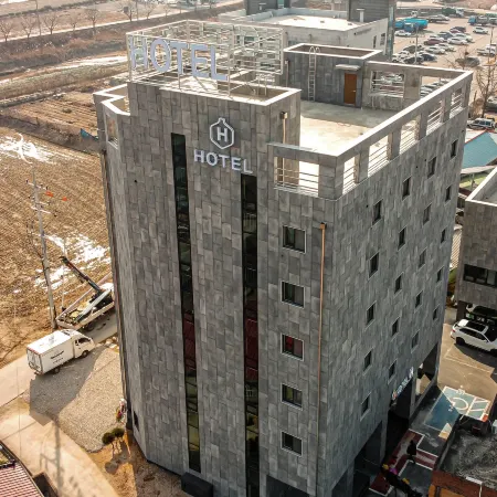 Anseong Tourist Hotel H