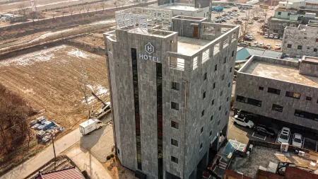 Anseong Tourist Hotel H Отели в г. Ансон
