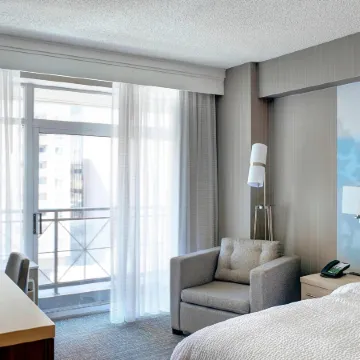 Courtyard Toronto Downtown