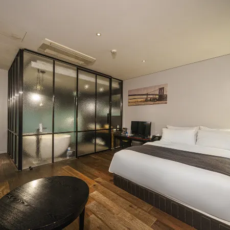 Hotel Amare Отели рядом с достопримечательностью «Парк развлечений Songdo»