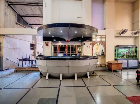 Hotel Poonam Отели в г. Малгао