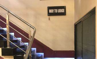 Hotel New Durga Lodging - Housity