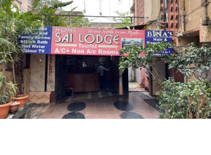 Hotel Sai Lodge
