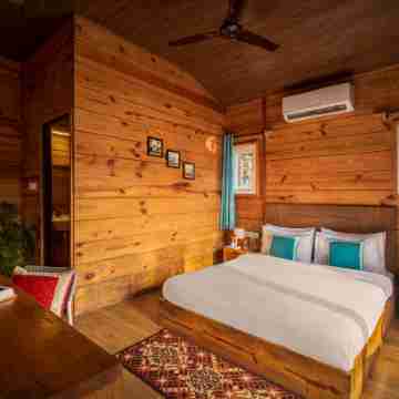 Mariners Bay Beach Resort Rooms