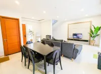 Lovina B/22 at the Home Southlink Hotels in Sekupang