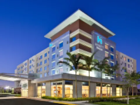 Hyatt House Fort Lauderdale Airport/Cruise Port Hotels near ALDI