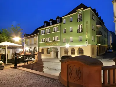 Hotel Thüringer Hof Hotels in der Nähe von Orchid Thai-Massage