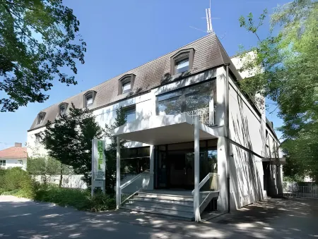 Arthotel Ana Gold Отели рядом с достопримечательностью «Университет Аугсбурга»