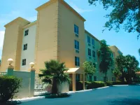 La Quinta Inn & Suites by Wyndham Miami Cutler Bay Các khách sạn ở Princeton