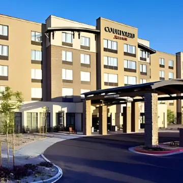 Courtyard Phoenix North/Happy Valley