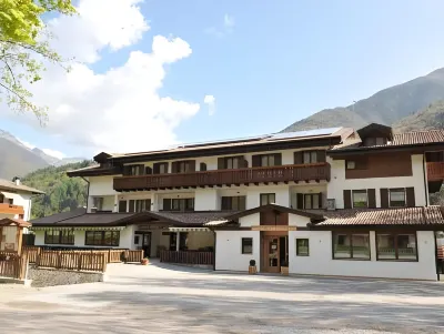 Hotel Garni My Ledro