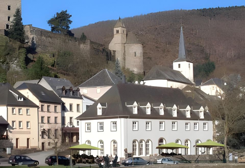hotel overview picture