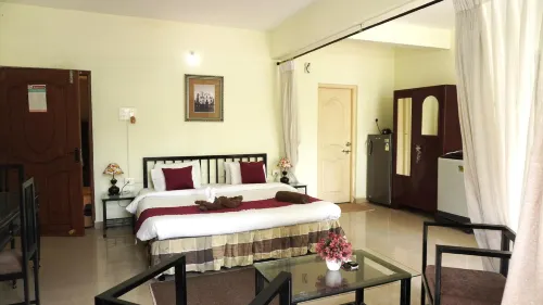 Four Seasons Guest House فنادق في Utorda