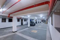 Hotel Grand Sabarees - Bãi đậu xe