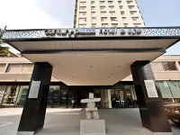 Century Plaza Hotel Hotel in zona Vancouver Public Library Central Branch