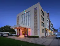 Wingston A Treehouse Hotel-Goverdhan