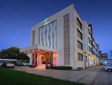 Wingston A Treehouse Hotel-Goverdhan