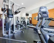 Comfort Suites Topeka Northwest - Gym