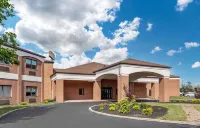 Extended Stay America Suites - Buffalo - Airport - parking