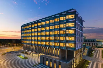 Fairfield by Marriott Shanghai Lingang Special Area Hotels near Gangcheng Square