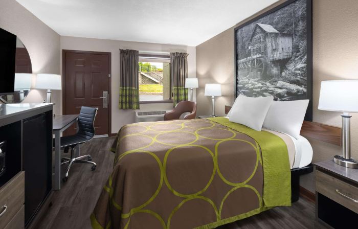 Super 8 by Wyndham Bridgeport/Clarksburg Area