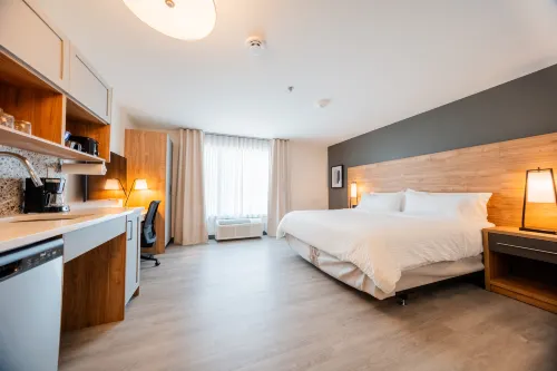 Candlewood Suites Trois-RIVIÈRES Ouest Hotels in Yamachiche