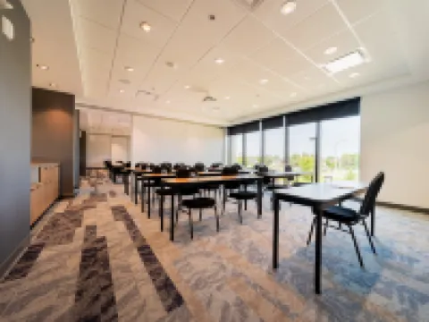 三河城西部燭木套房酒店 三河城酒店