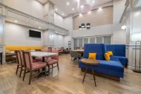Hampton Inn & Suites Brenham - breakfast