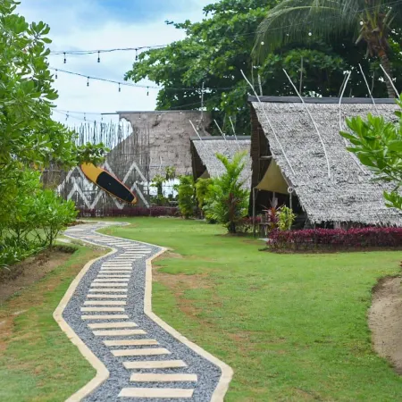 Trikora Beach Glamping
