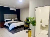 Busa House Self-Catering guest house & Caravan Park