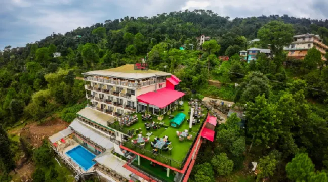Asia Spa Resort Centrally Heated for Your Comfort Just a 10-Minute Drive from McLeod Ganj Market