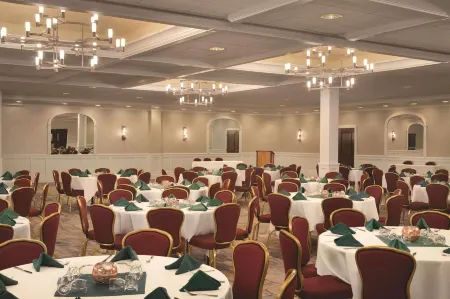 DoubleTree by Hilton Warwick Providence Airport