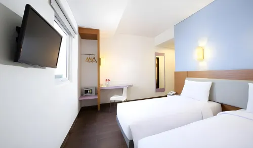 Amaris Hotel Madiun Hotels in Kartoharjo
