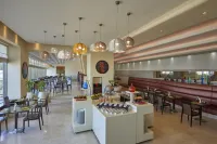 Safir Fintas Hotel Kuwait - breakfast