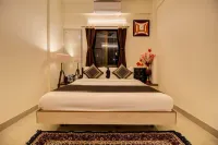 Hotel Padmavati Palace