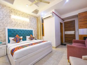 FabHotel Prime Grand Palace I