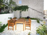 Apartments Dubreta - 3-Star