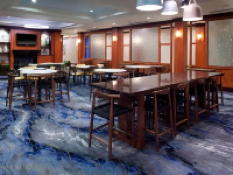 แฟร์ฟิลด์ อินน์แอนด์สวีทส์ บายแมริออท มอนต์กอเมอรี อีสต์เชสพาร์คเวย์ โรงแรมในมอนต์กอเมอรี