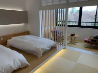 Sakaeya Hotel فنادق في تيندو