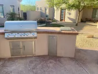 This casita located in the Estrella neighborhood boasts amazing Mountain View’s.