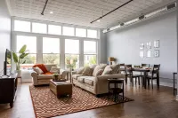 Historic Downtown Owosso Loft Hotel a Owosso