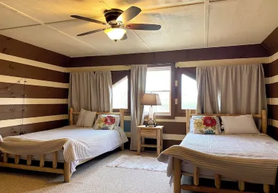 Cabin Guest Suite Retreat ft Million Dollar View! Hotels near Surry Community College