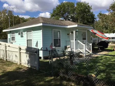 Fisherman, Birders, Winter-Texan Paradise! Deeply Discounted Weekly Stays!