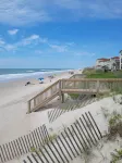 Exclusive Oceanside w/Pool, Elevator, 6 BR, Family Friendly, Steps from Beach