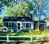 Walk to private beach, central air, wifi, 3 bedrooms.