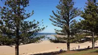 PARKSIDE BEACH HOUSE DOG FRIENDLY 450m BEACH