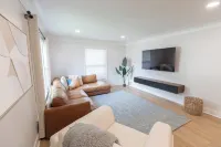 Modern Grandville Abode