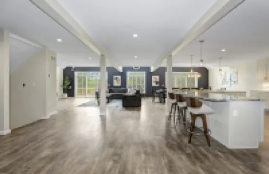 Luxurious Chalet in Blakeslee: Game Room, Hot Tub, Lake Access, Fire pit