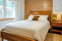 Alpine in the Ozarks~ right off back 40 trails